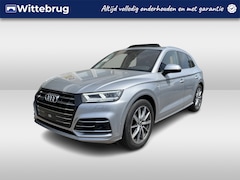 Audi Q5 - 55 TFSI e quattro S-Line / AUTOMAAT/ PANO/ LUCHTVERING/ BANG & OLUFSEN/ NAVI/ ELEK. ACHTER