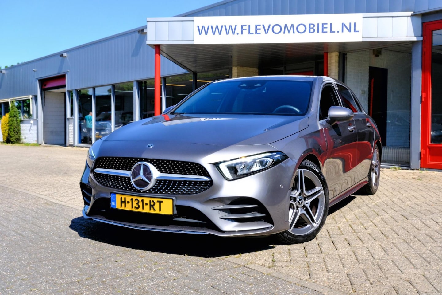 Mercedes-Benz A-klasse - 180 d Business Solution AMG Aut. Leder/Alcantara|Navi|Clima|LMV - AutoWereld.nl