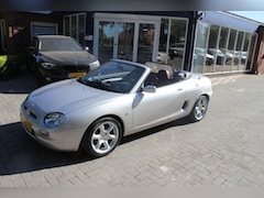 MG F - F 1.8 i
