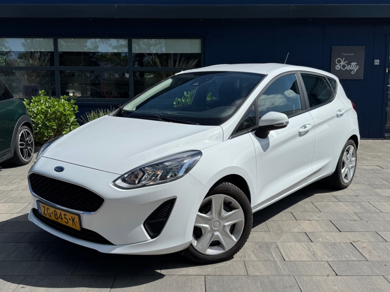 Ford Fiesta - 1.1 Trend Airco/Navi/Cruise/Carplay/Nwe APK - AutoWereld.nl