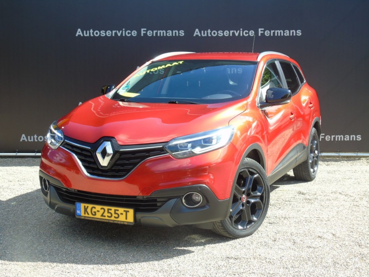 Renault Kadjar - 1.2i 131PK Automaat Black Edition - 2016 - 104DKM - leer-trekhaa - AutoWereld.nl