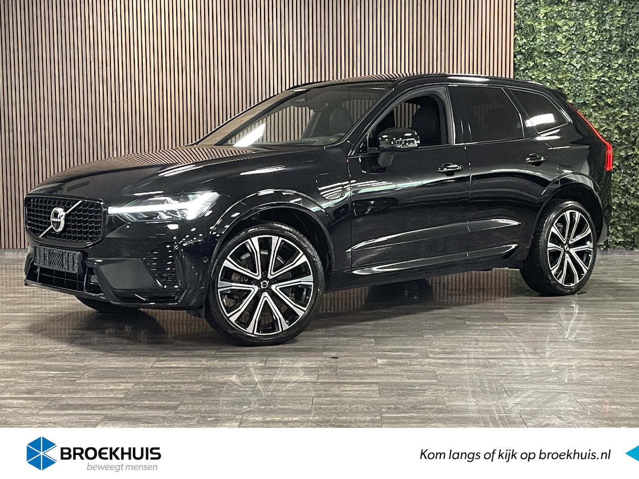 Volvo XC60 - T6 AWD Recharge R-Design | MY22 | Stoelventilatie | 360° Camera | Head-Up Display | Harman - AutoWereld.nl