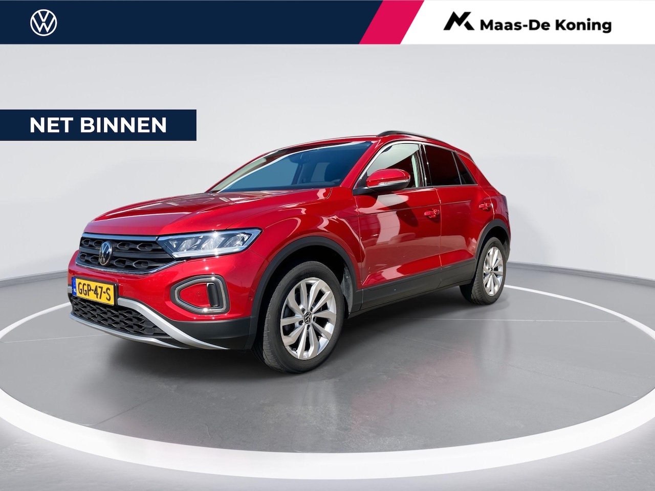 Volkswagen T-Roc - 1.5 TSI 150pk DSG Life Edition · Camera · Side Assist · ACC · Keyless · Apple/Android Car - AutoWereld.nl