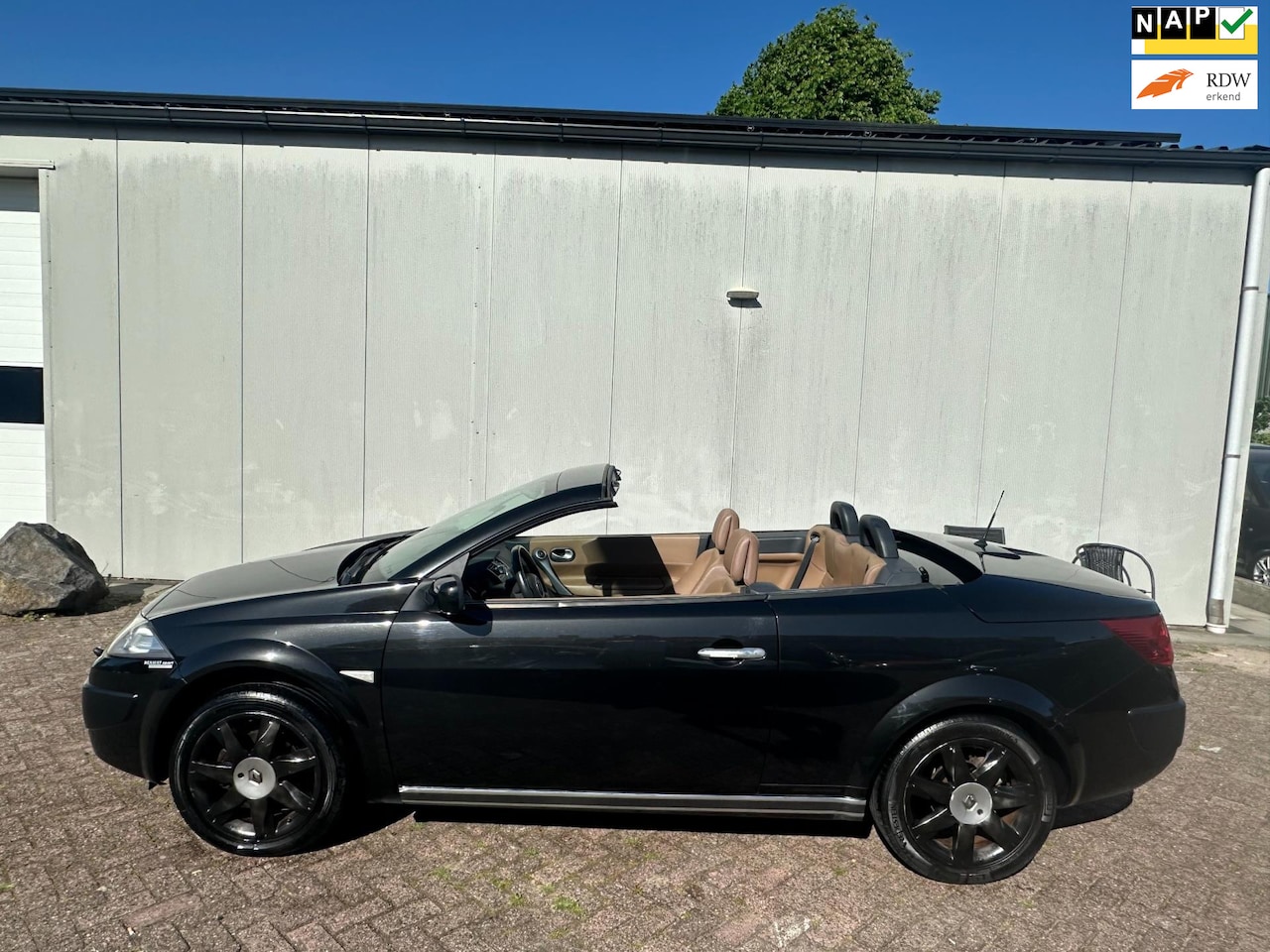Renault Mégane coupé cabriolet - 2.0-16V T Tech Line 2.0-16V T Tech Line - AutoWereld.nl