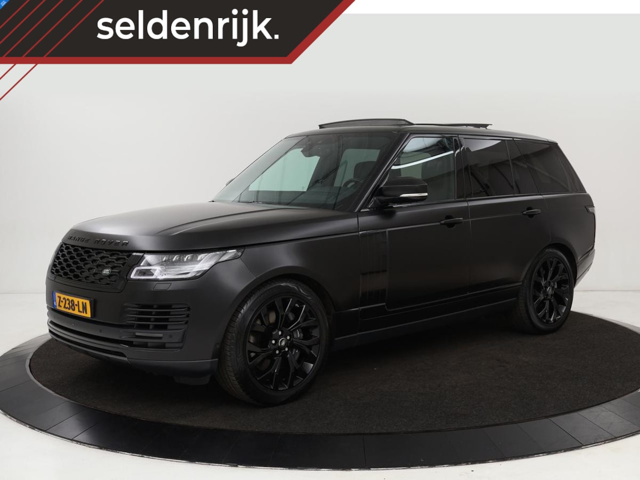 Land Rover Range Rover - 2.0 P400e Vogue 2.0 P400e Vogue - AutoWereld.nl