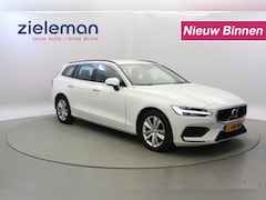 Volvo V60 - 2.0 B3 Momentum Business Automaat - Carplay, Digital Cockpit