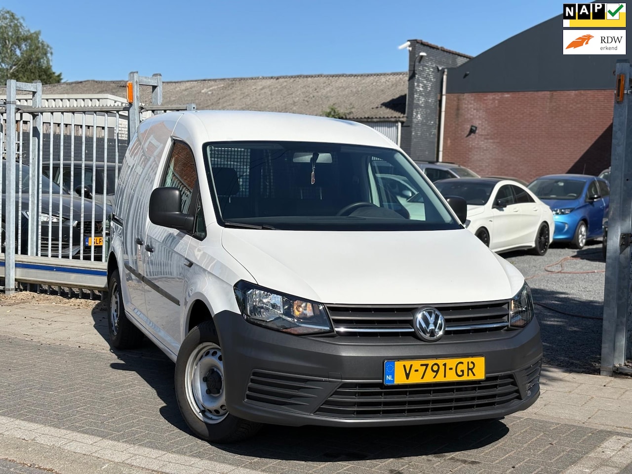 Volkswagen Caddy - 2.0 TDI L1H1 BMT Trendline| NWE D-Riem | MARGE | Trekhaak | Airco | - AutoWereld.nl