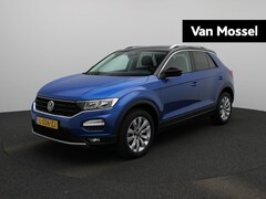 Volkswagen T-Roc - 1.0 TSI Style Business 110 PK | Airco | Navigatie | Cruise Control | Achteruitrijcamera |