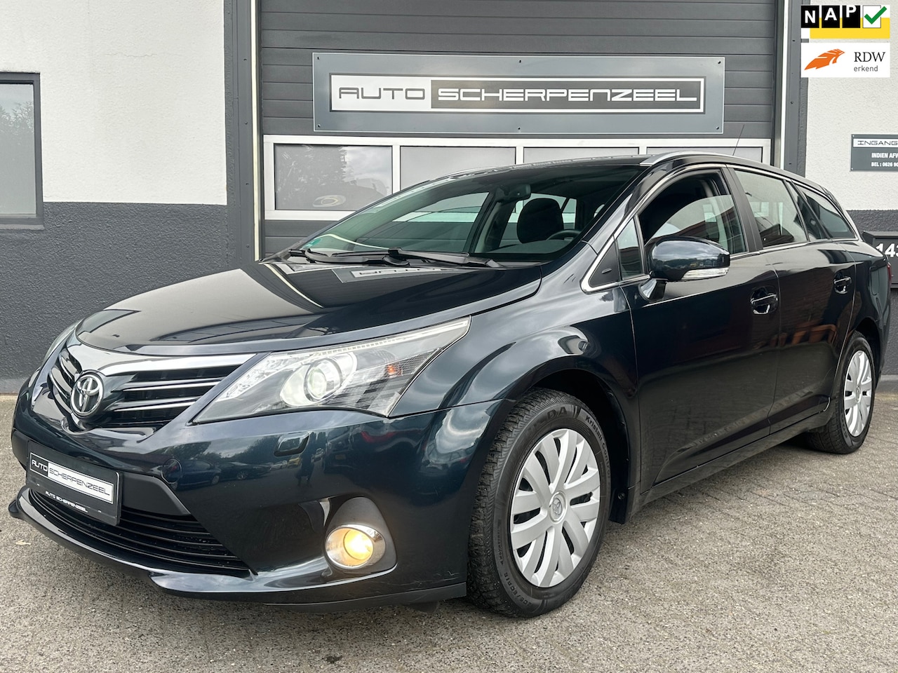 Toyota Avensis - VVTi Aspiration 1.8 | AIRCO | NAVI | CAMERA | CC | - AutoWereld.nl