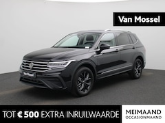 Volkswagen Tiguan Allspace - 1.5 TSI Life Business 7p. | 7-plaatsen | Direct leverbaar | Stoelverwarming voor | Parkeer