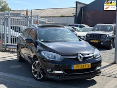 Renault Mégane Estate - 1.2 TCe Bose | Panoramadak | R-Link | 17” LMV |