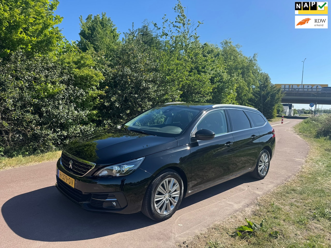 Peugeot 308 SW - 1.2 PureTech Blue Lease Premium|Autom.|Luxe|NAP| - AutoWereld.nl