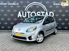 Renault Twingo - 1.2 Dynamique NL-Auto / NAP / Airco / APK / Elck. Ramen