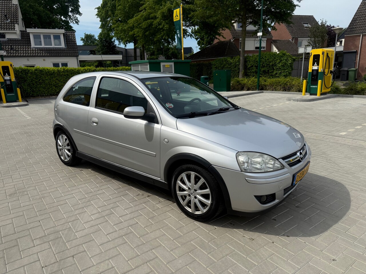 Opel Corsa - 1.2-16V Silverline *AIRCO* NWE APK! - AutoWereld.nl