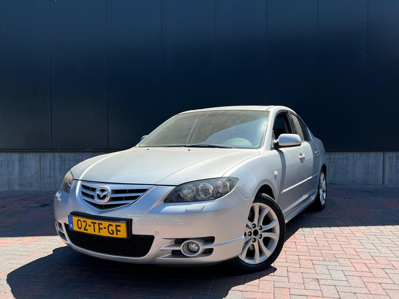 Mazda 3 - 2.0 Active * Cruise * Climate * Leer * Trekhaak * - AutoWereld.nl