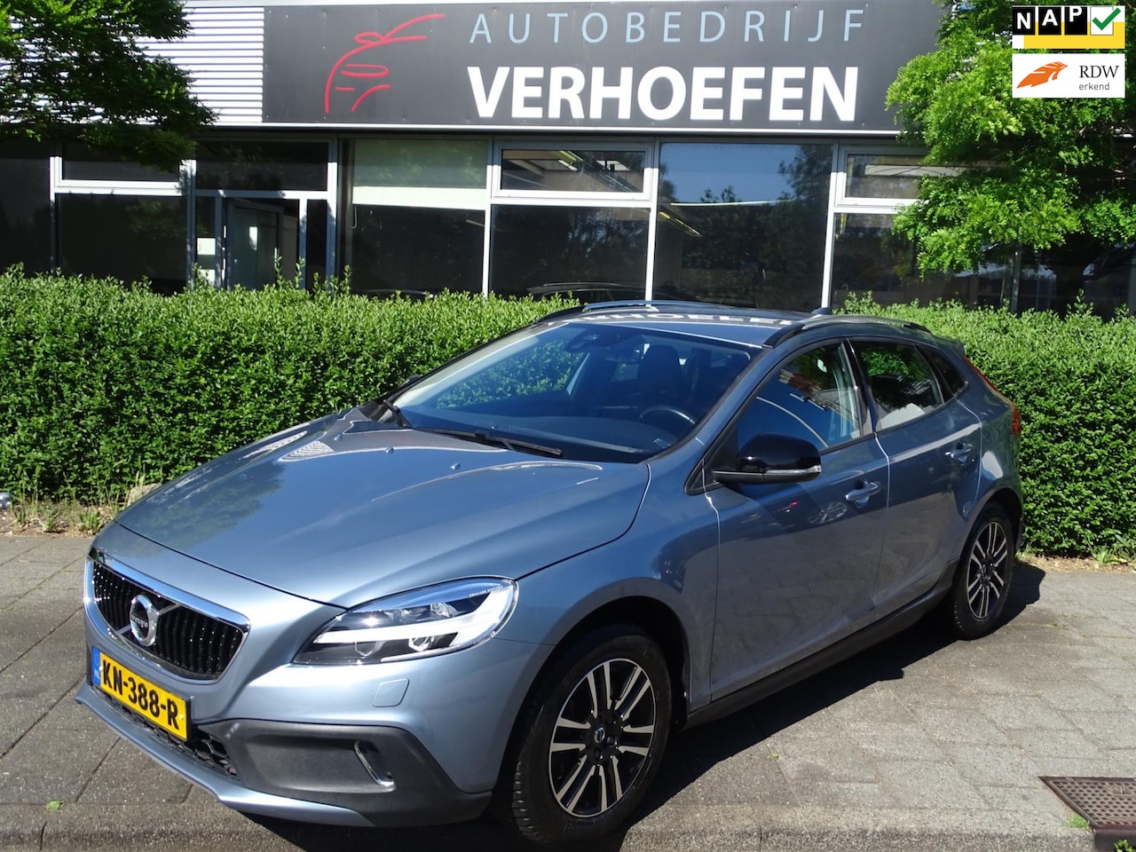 Volvo V40 Cross Country - 2.0 T3 Nordic+ - VOLLEDIG DEALER OND - STOEL VERW - CRUISE / CLIMATE CONTR - DAKDRAGERS - - AutoWereld.nl