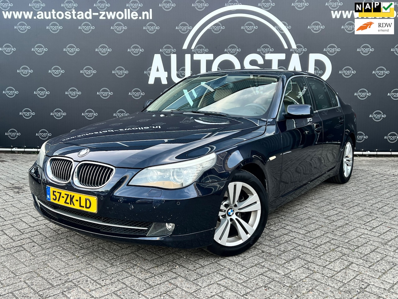 BMW 5-serie - 525i Business Line Automaat/NL-Auto/1ste Eigenaar/NAP/Navi/Airco/APK - AutoWereld.nl