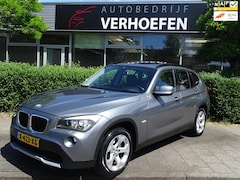 BMW X1 - SDrive18i Executive - PANORAMADAK -XENON - NAVI - PARKEER SENSOREN