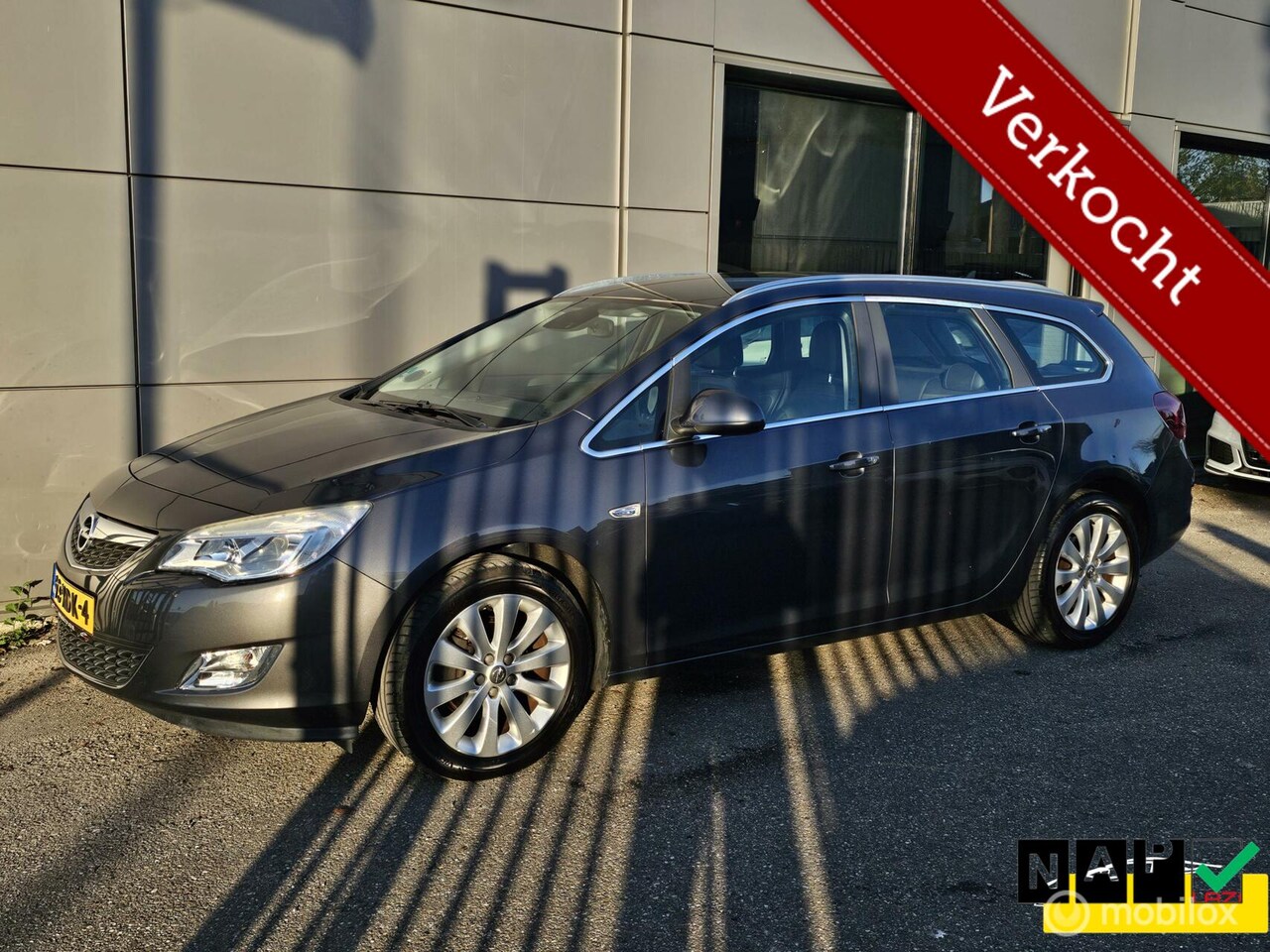 Opel Astra Sports Tourer - 1.4 Turbo Business 1.4 Turbo Business + - AutoWereld.nl