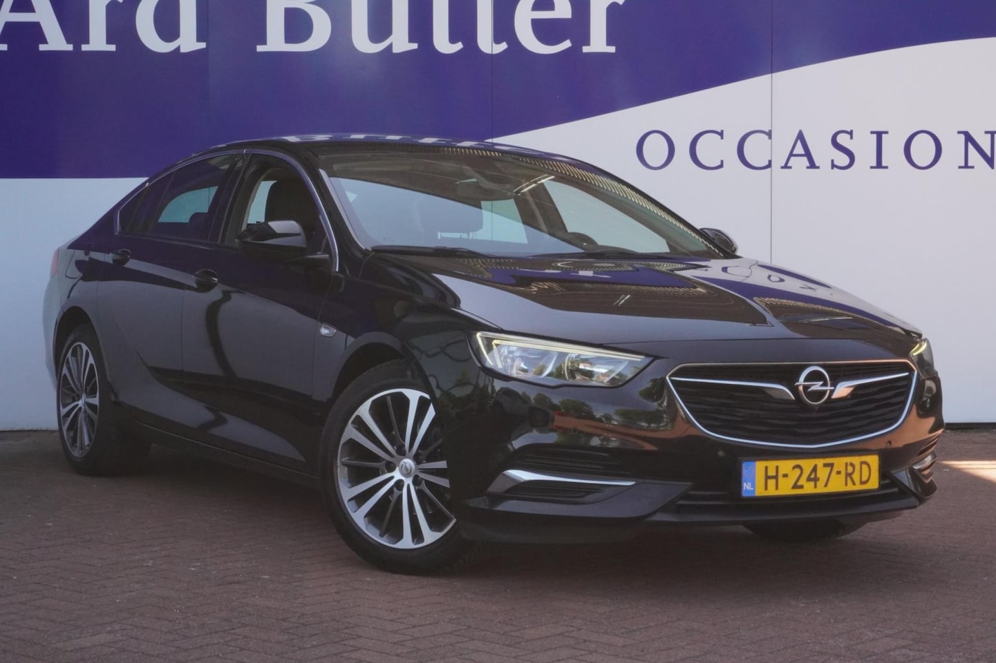 Opel Insignia Grand Sport - 1.5 Turbo Business Executive+Sport+Leder-Alcantara+Navigatie+17"lmv = SUPER !! - AutoWereld.nl