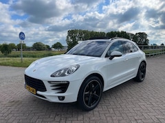 Porsche Macan - 3.0 D S NL Auto Pano Bose Luchtvering