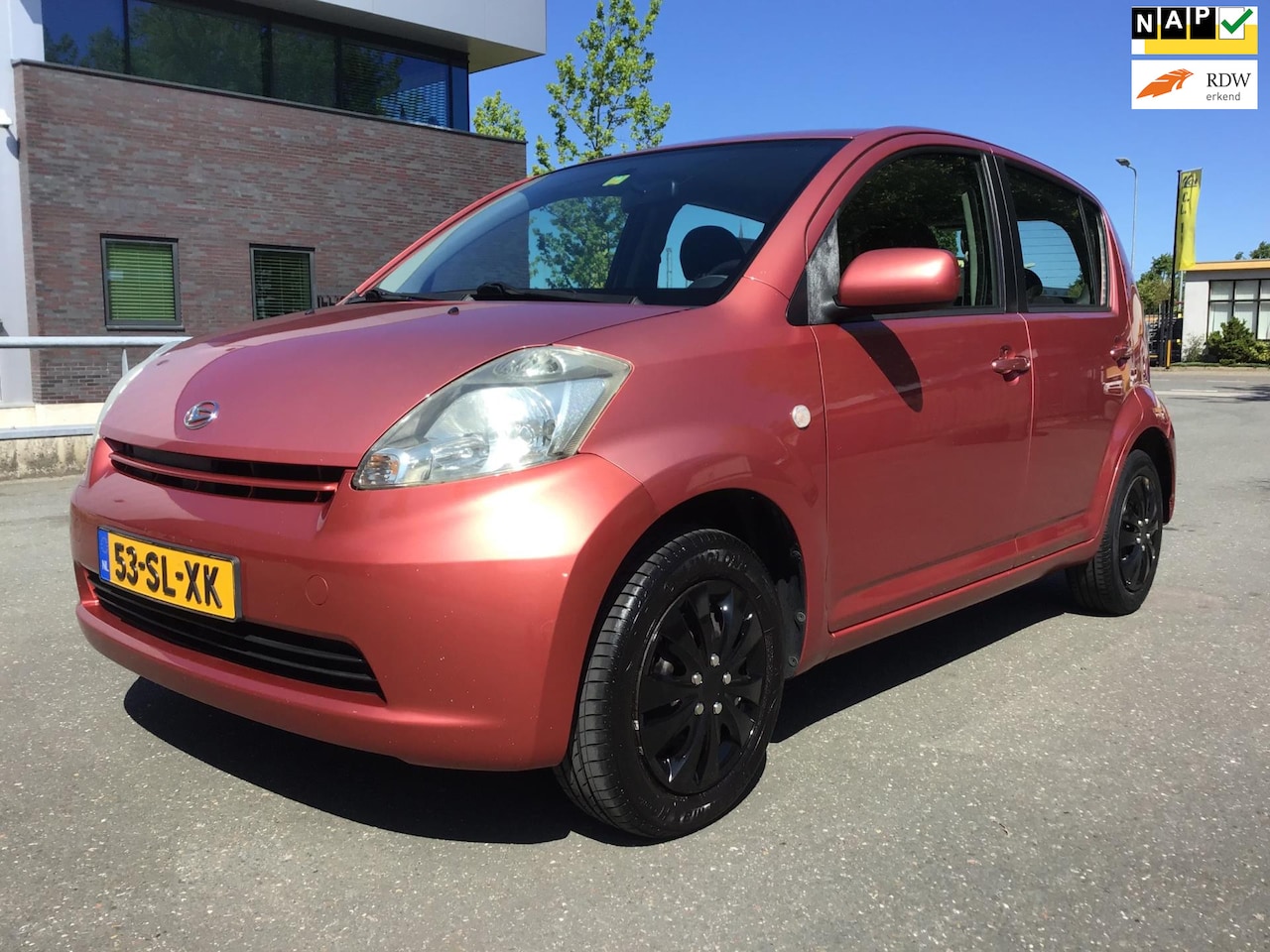 Daihatsu Sirion 2 - 1.0-12V Trend I Compl. Onderhoud I Apk 11-2025 I Kleine Beurt I 5 Drs I Elec Ramen I Centr - AutoWereld.nl