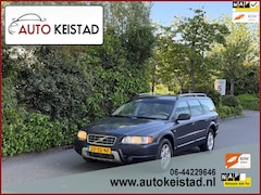 Volvo XC70 - 2.4 D5 AUTOMAAT LEDER/CLIMA/CRUISE YOUNGTIMER