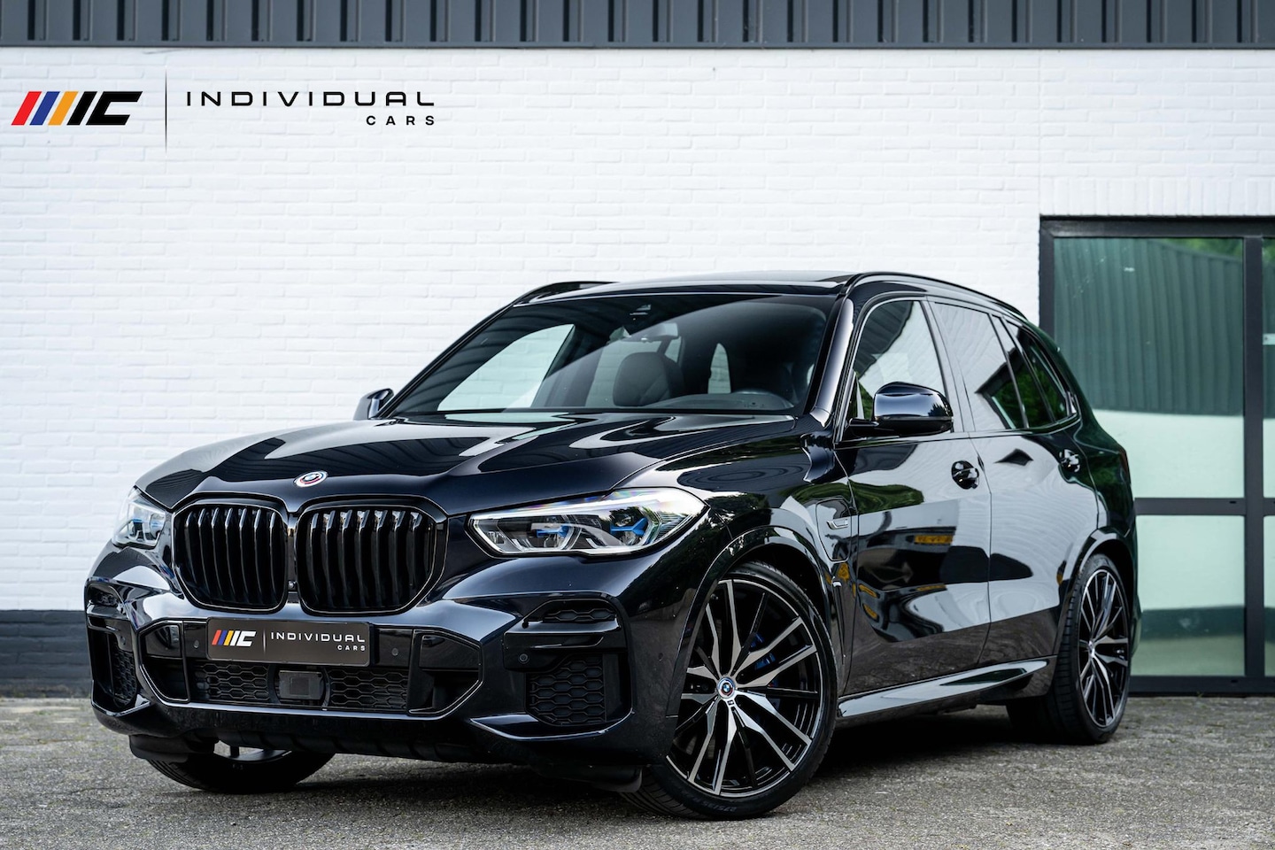 BMW X5 - xDrive45e M-Sport Pano Laser H/K 360° HuD Trekhaak - AutoWereld.nl