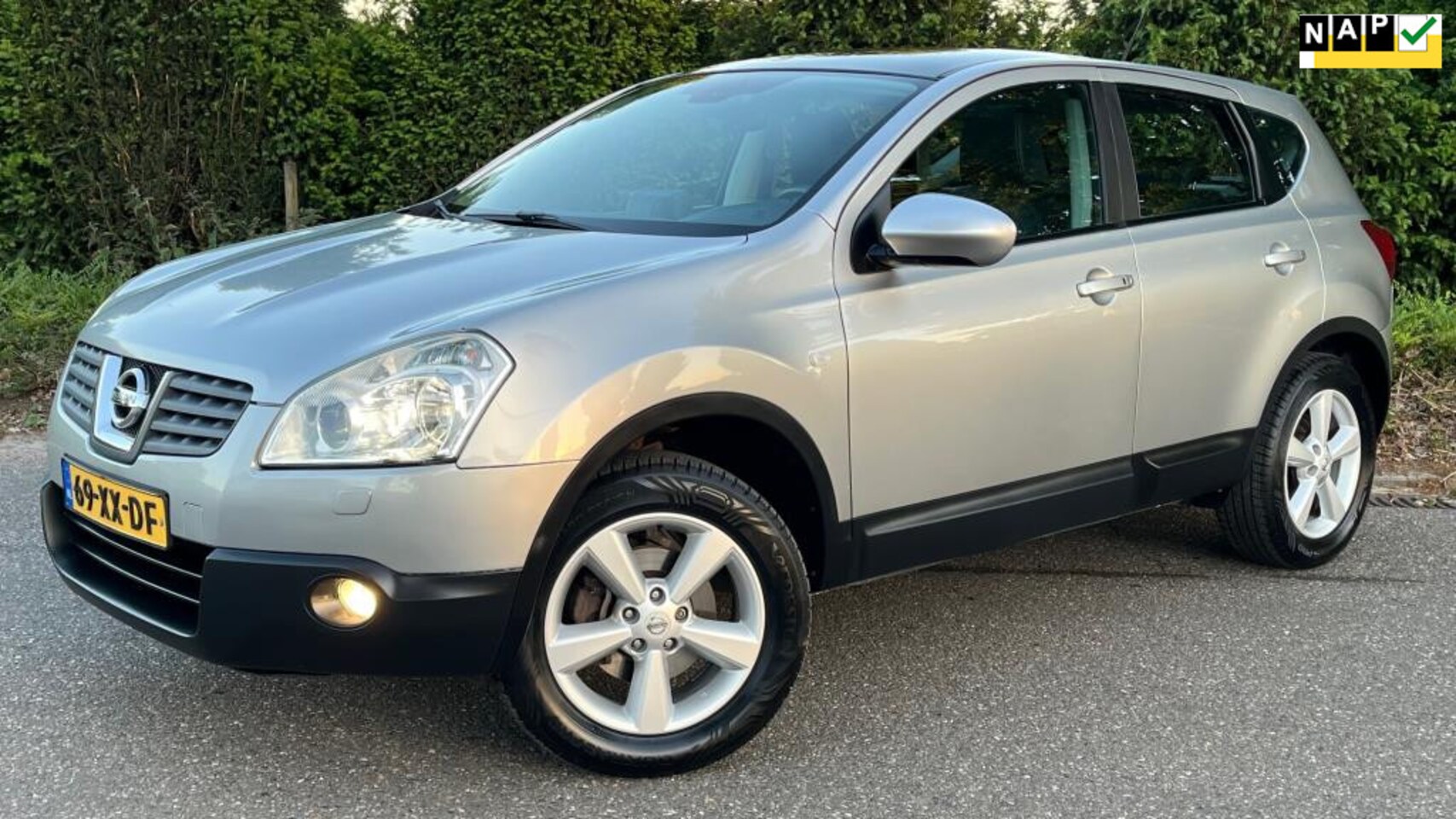 Nissan Qashqai - 2.0 Tekna Premium l Panodak l Navi l Camera l NAP l - AutoWereld.nl