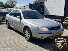 Ford Mondeo - 2.0-16V Ghia 5drs, airco, automaat
