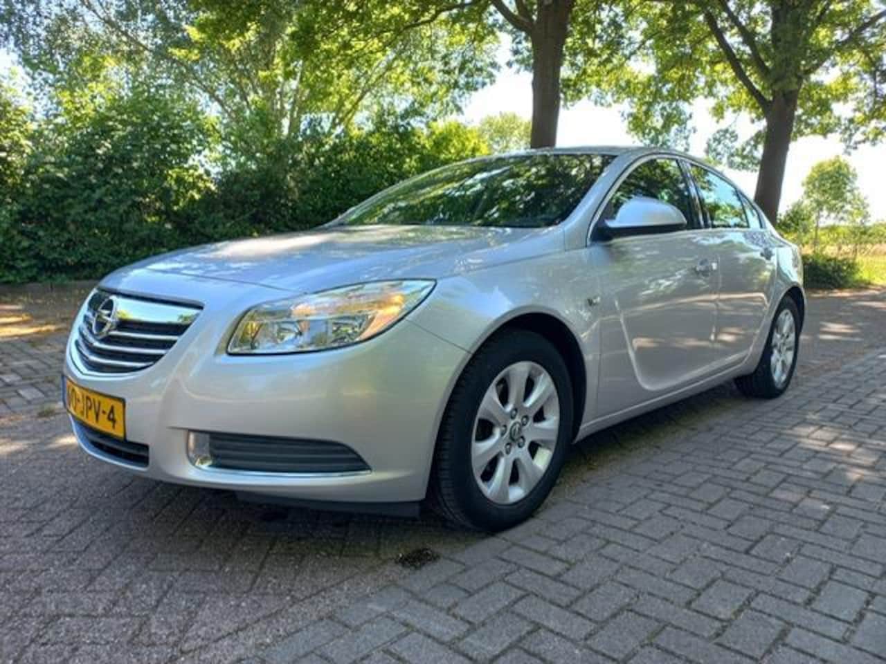 Opel Insignia - 1.8 Edition airco cruis elk ramen 6 bak trekhaak - AutoWereld.nl