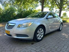 Opel Insignia - 1.8 Edition airco cruis elk ramen 6 bak trekhaak
