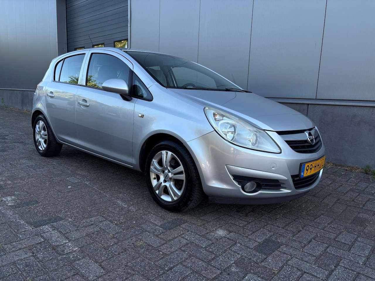 Opel Corsa - 1.4-16V Enjoy 1.4-16V Enjoy, Nieuw Apk, NAP - AutoWereld.nl