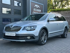 Skoda Superb Combi - 1.8 ECC / PANORAMADAK / LEDER / NAVIGATIE