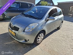 Toyota Yaris - 1.3 VVTi Sol Automaat/Airco Nette auto