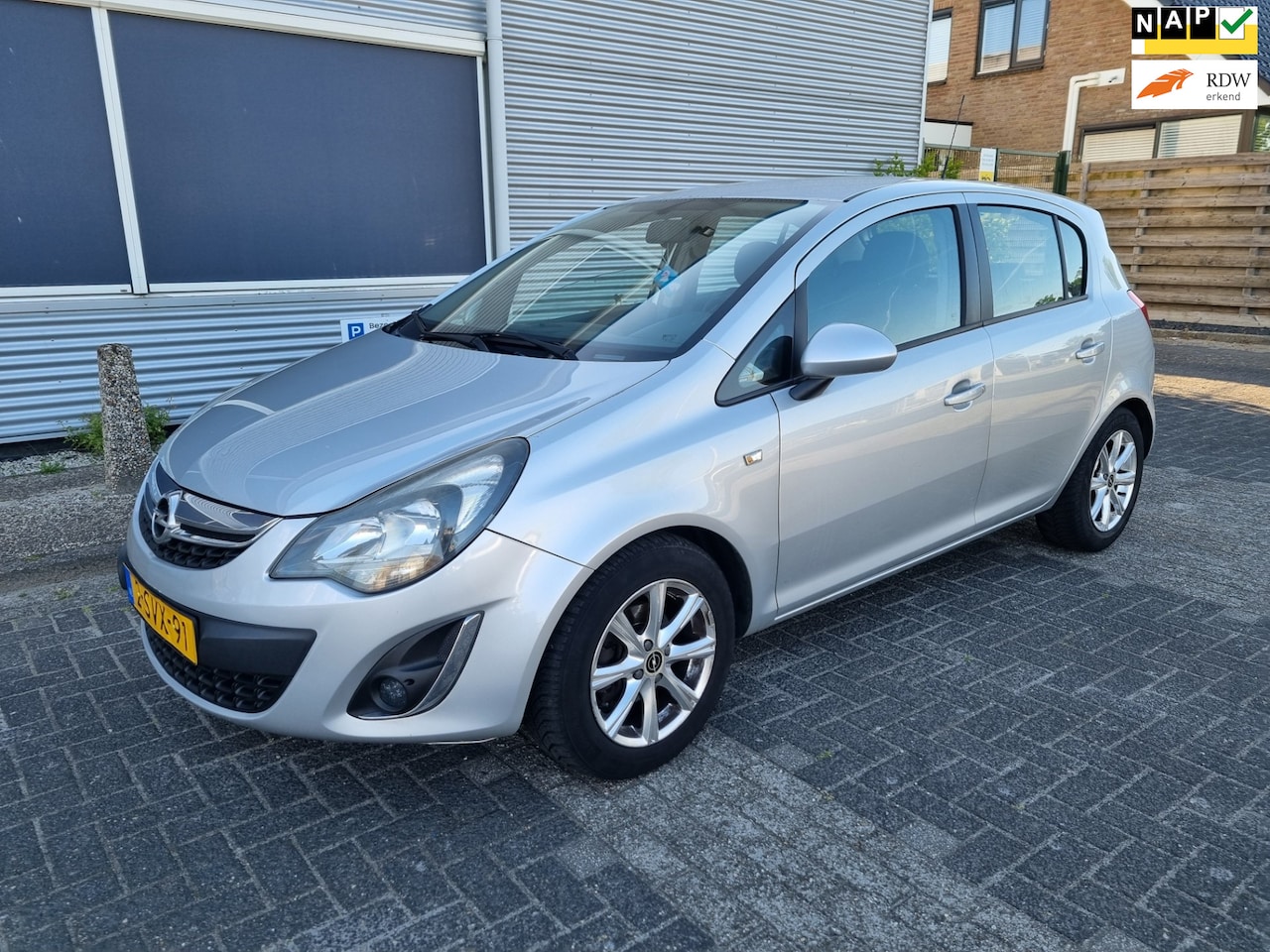 Opel Corsa - 1.3 CDTi EcoFlex S/S Design Edition Bj:2013 NAP! - AutoWereld.nl