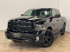 Dodge Ram 1500 - CLASSIC 5.7 HEMI , NAP , NIEUWE AUTO , INRUIL MOGELIJK, DEALER ONDERHOUDEN