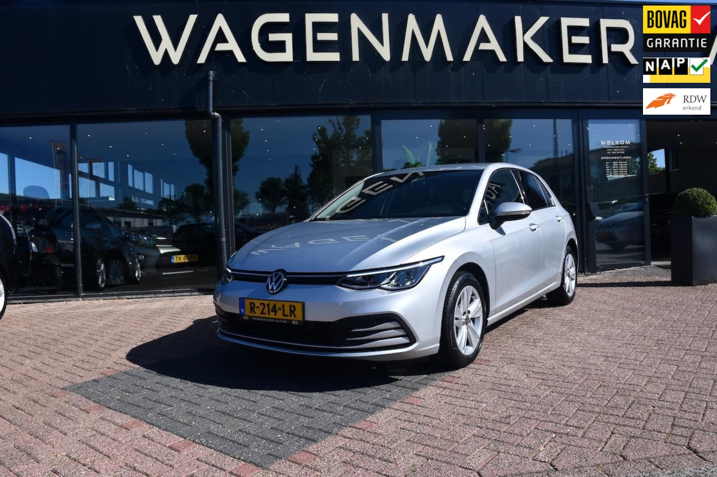 Volkswagen Golf - 1.0 TSI Life Clima|Cruise|NAVI|Carplay! - AutoWereld.nl