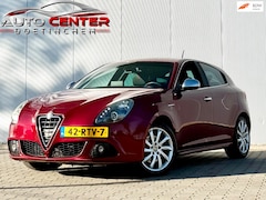 Alfa Romeo Giulietta - 2.0 JTDm Distinctive Leder Xenon Navi