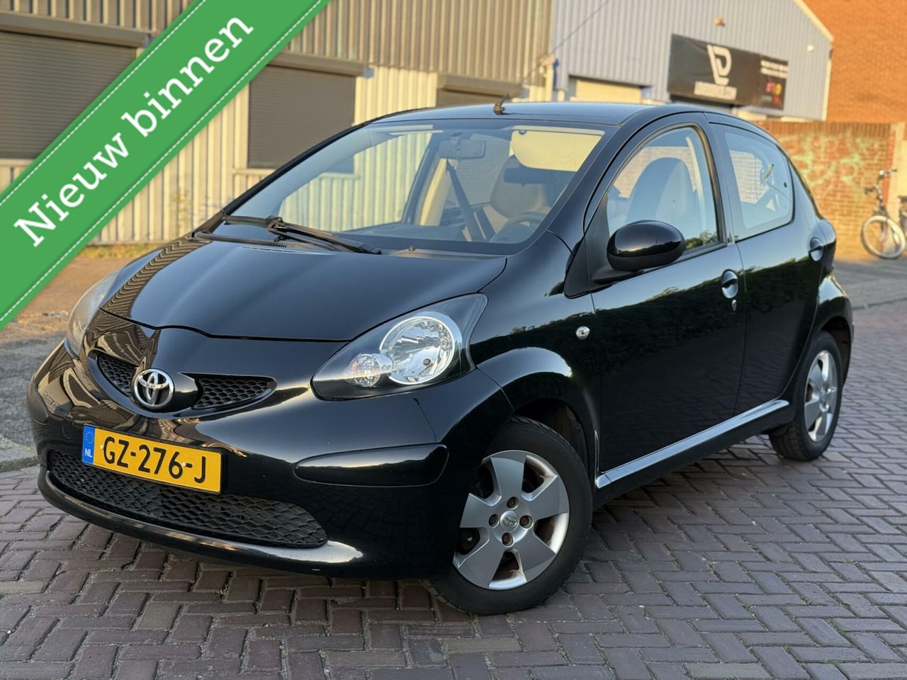 Toyota Aygo - 1.0-12V + NIEUW APK / AIRCO / STOELVRWRM - AutoWereld.nl