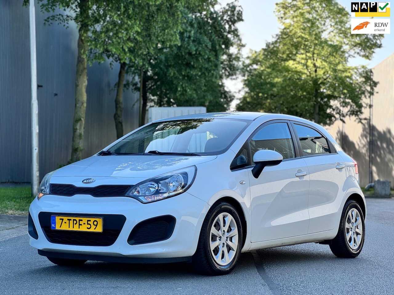 Kia Rio - 1.2 CVVT ComfortLine|NAVI|AIRCO|5DEURS|INCL JAAR APK - AutoWereld.nl