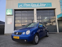 Volkswagen Polo - 1.4-16V Athene