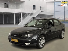 Ford Mondeo - 1.8-16V Futura