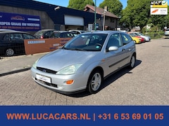 Ford Focus - 1.4-16V Trend NIEUWE APK