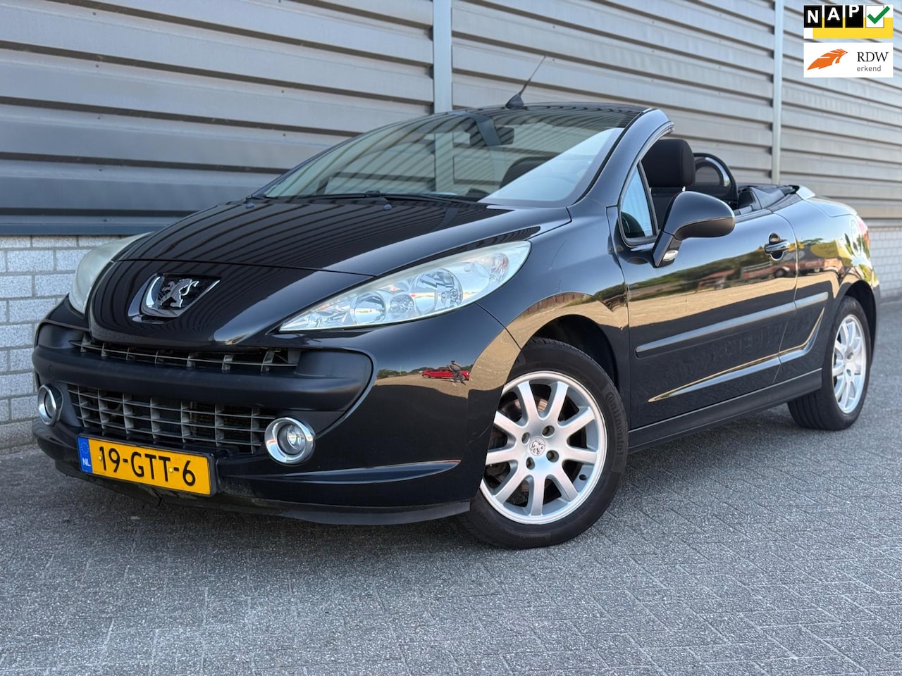 Peugeot 207 CC - 1.6 VTi CABRIO Airco ZEER NETJES!! APK - AutoWereld.nl