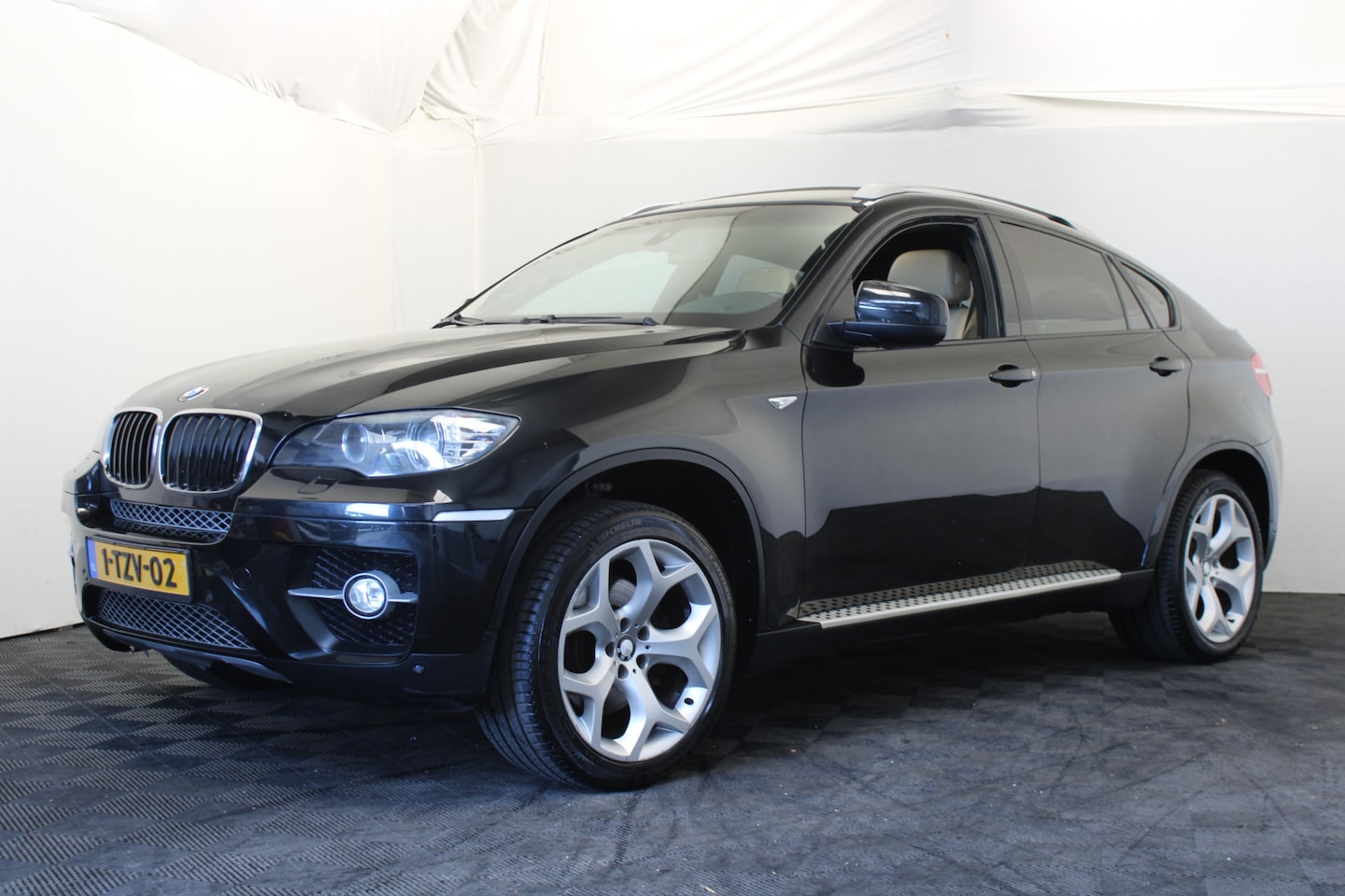 BMW X6 - xDrive35d High Executive |Schuifdak|Leder| - AutoWereld.nl