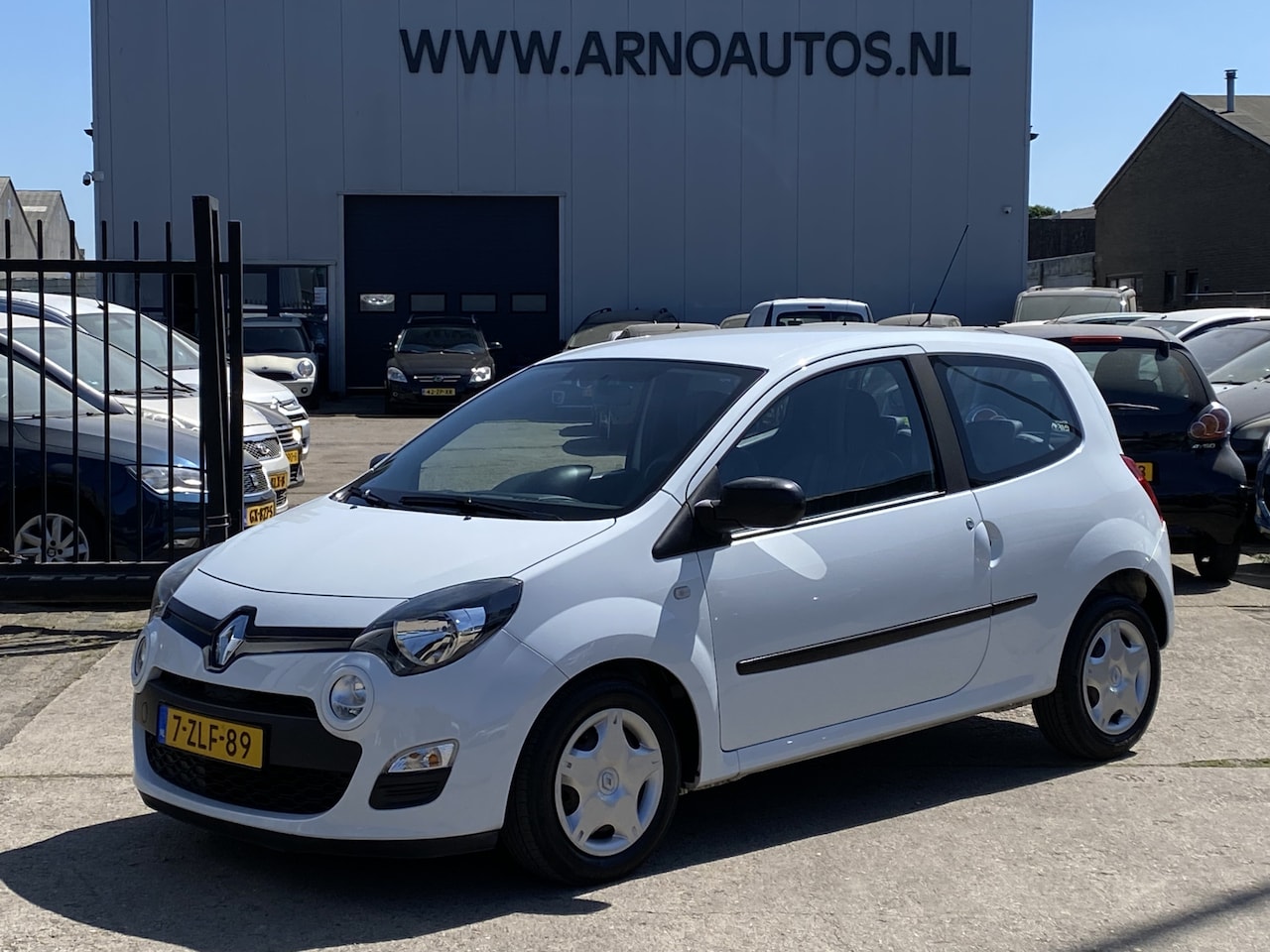 Renault Twingo - 1.2-16V Authentique 1.2 16V Authentique, 76.692 KM, AIRCO, BLUETOOTH-RADIO-USB-AUX, ISOFIX, CAPTAIN CHAIRS, CE - AutoWereld.nl