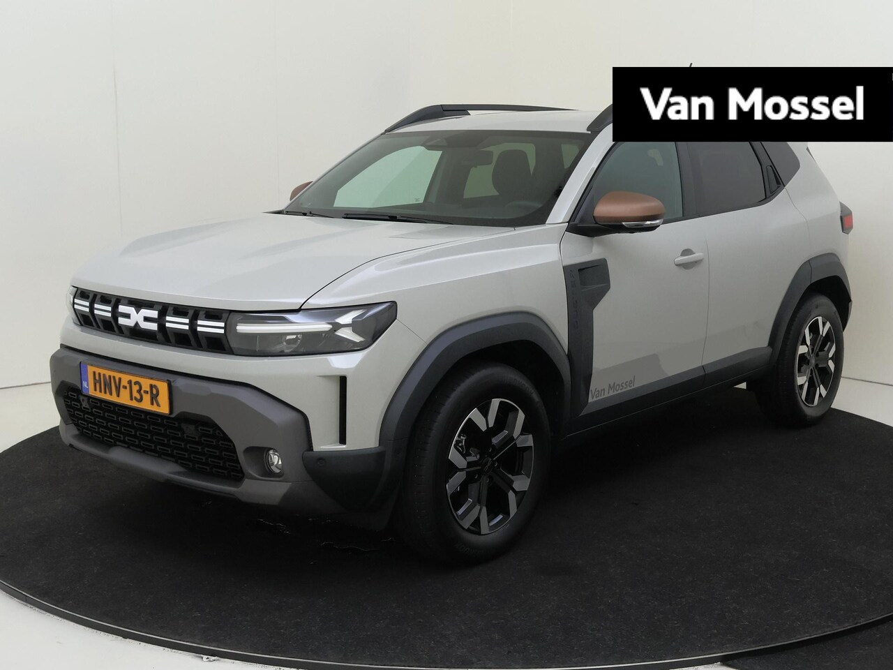 Dacia Duster - 1.6 Hybrid 140 Journey Navigatie | Pack assist | LM velgen | Apple carplay | android auto - AutoWereld.nl