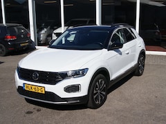 Volkswagen T-Roc - 1.0 TSI Style Business Navi, Clima, Cruise, Pdc, RIJKLAARPRIJS