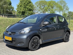 Toyota Aygo - 1.0-12V Access nette staat, 2e eigenaar, nieuwe APK